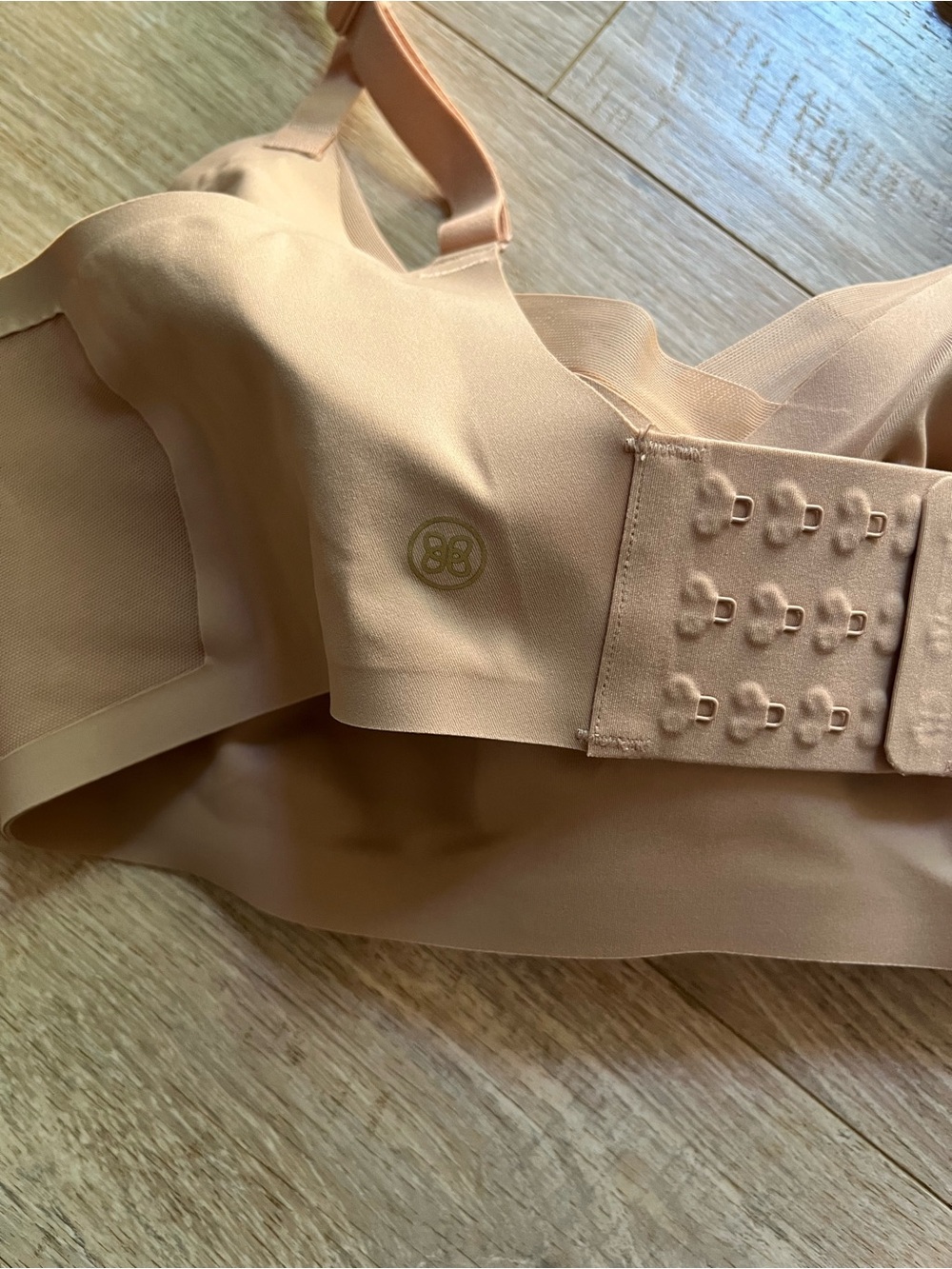 Honeylove Women’s CrossOver Bra Sand - Size XL (38D/DD(E)) - Picture 5 of 5